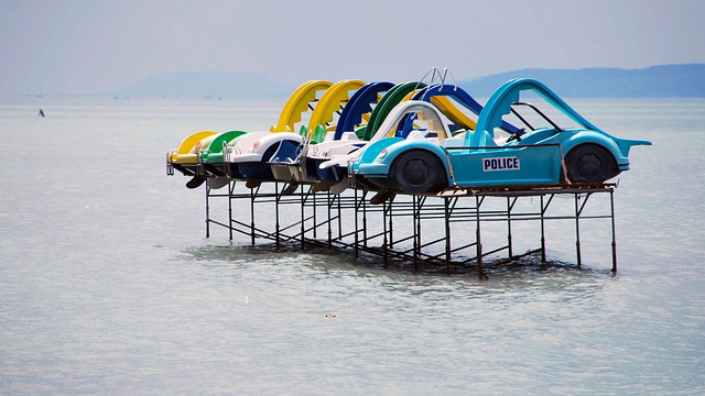 Vízibicikli kölcsönzés